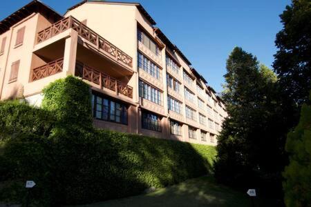 Apartamento Con Jardin - Montana Park Enveitg Buitenkant foto